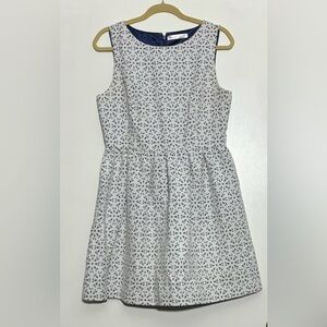 Kensie Dolman Floral Lace Dress